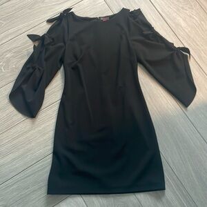 Vince Camuto Tie 3/4 Sleeve Lined Black Dress - Small